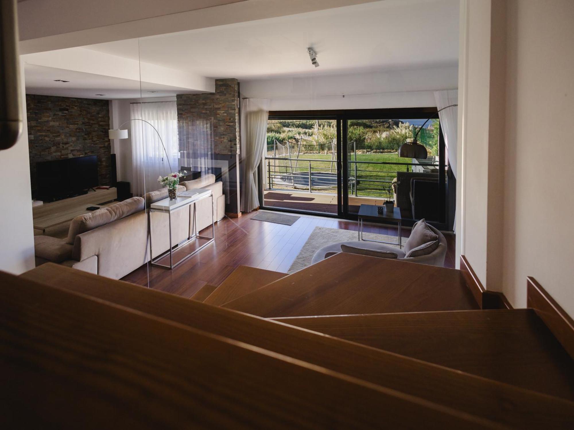 Mastlo Villa *